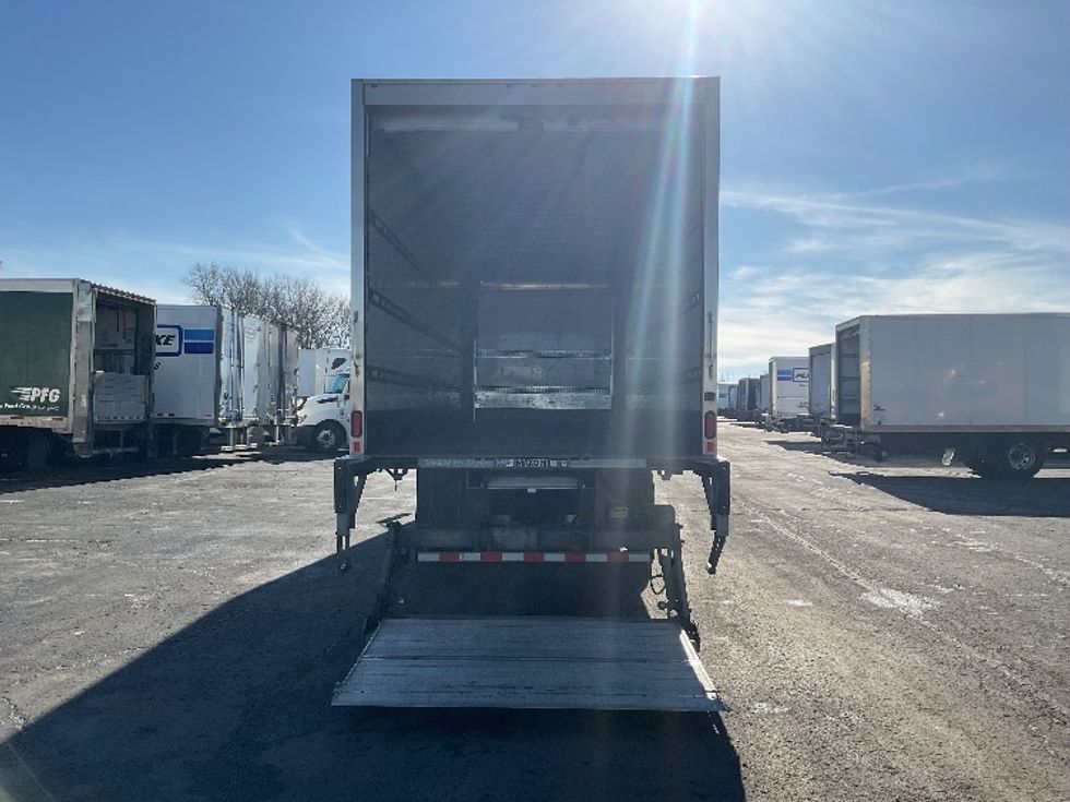 Medium Duty Box Truck-Light and Medium Duty Trucks-International-2020-MV607-Kansas City-MO-331,742\n\t\tmiles-$ 24,750 - Image 9