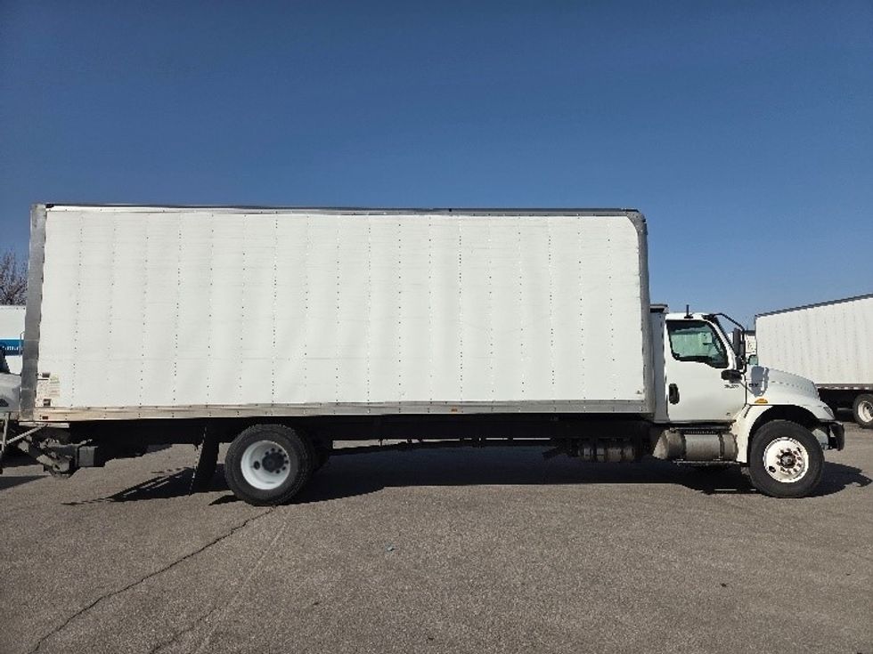 Medium Duty Box Truck-Light and Medium Duty Trucks-International-2020-MV607-Kansas City-MO-334,904\n\t\tmiles-$ 22,000 - Image 15