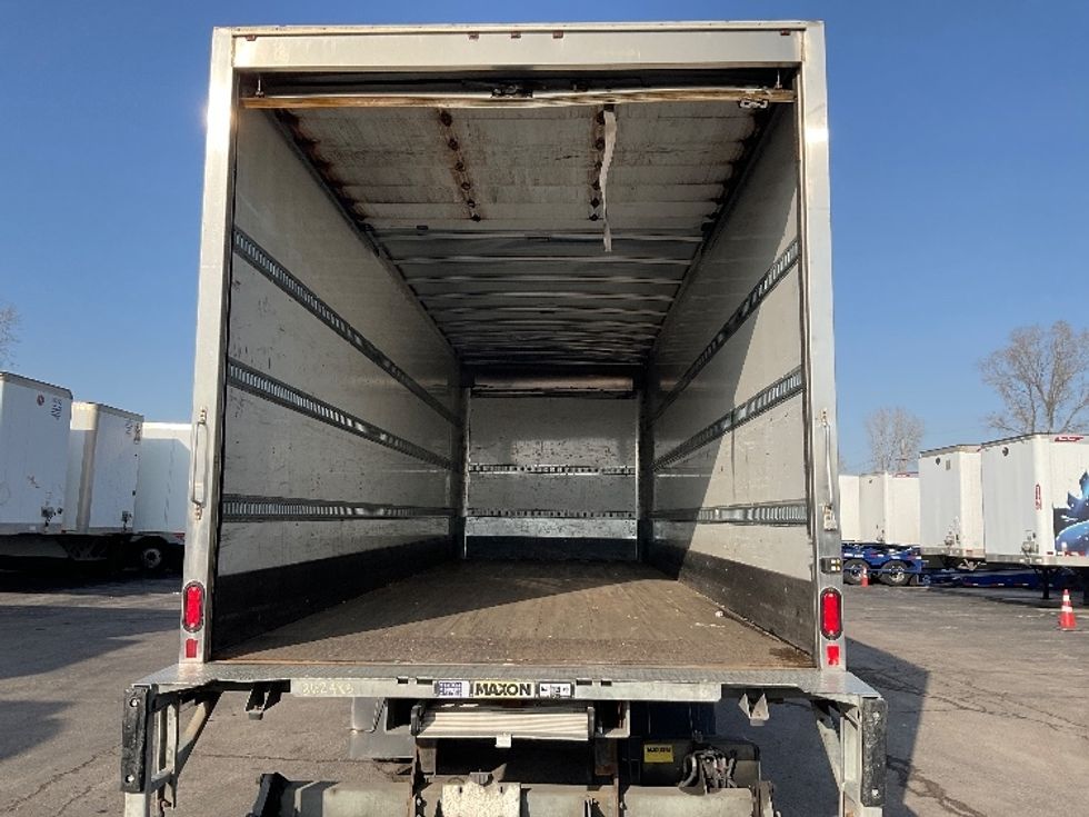 Medium Duty Box Truck-Light and Medium Duty Trucks-International-2020-MV607-Kansas City-MO-347,593\n\t\tmiles-$ 22,250 - Image 8