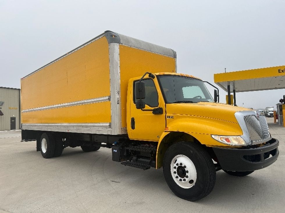 Medium Duty Box Truck-Light and Medium Duty Trucks-International-2020-MV607-Katy-TX-145,958\n\t\tmiles-$ 45,750 - Image 1