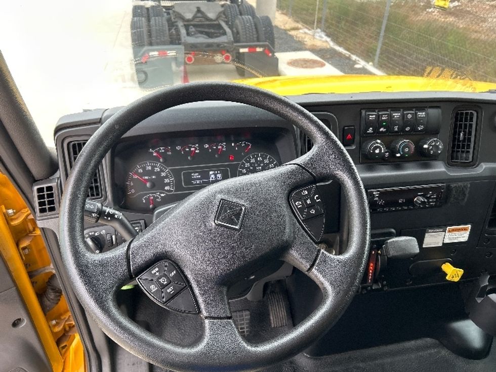 Medium Duty Box Truck-Light and Medium Duty Trucks-International-2020-MV607-Katy-TX-145,958\n\t\tmiles-$ 45,750 - Image 18