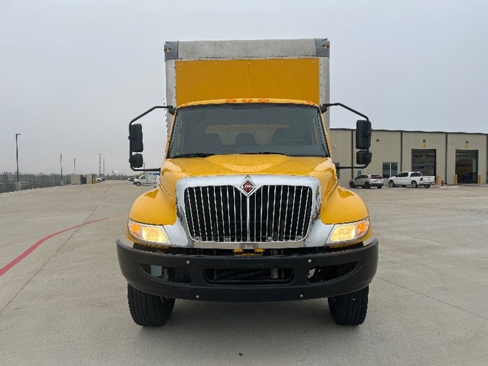 Medium Duty Box Truck-Light and Medium Duty Trucks-International-2020-MV607-Katy-TX-145,958\n\t\tmiles-$ 45,750 - Image 2