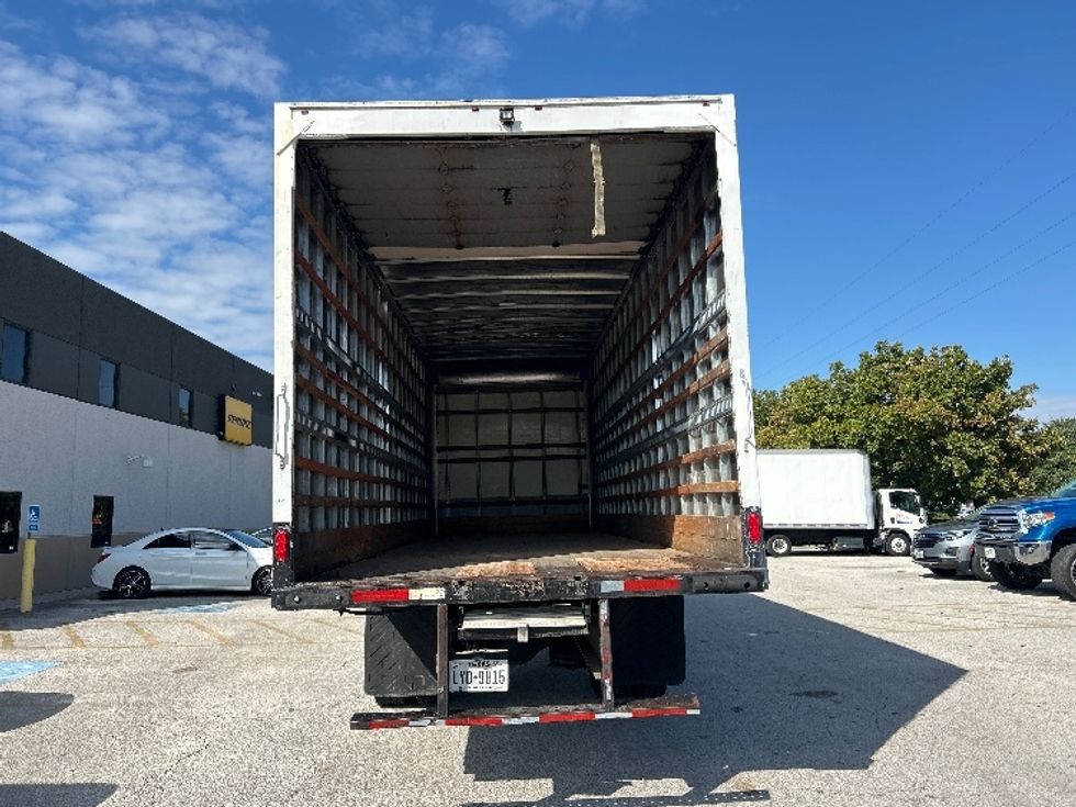 Medium Duty Box Truck-Light and Medium Duty Trucks-International-2020-MV607-Katy-TX-227,777\n\t\tmiles-$ 37,500 - Image 8
