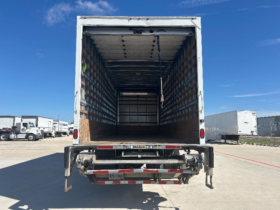 Medium Duty Box Truck-Light and Medium Duty Trucks-International-2020-MV607-Katy-TX-234,700\n\t\tmiles-$ 36,000 - Image 8