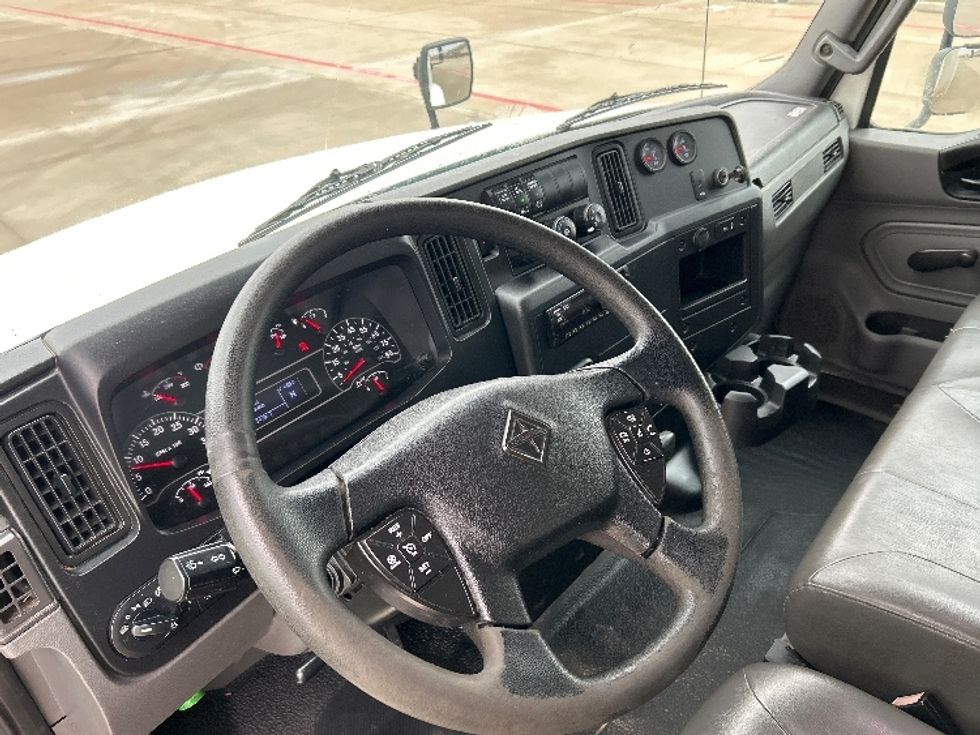 Medium Duty Box Truck-Light and Medium Duty Trucks-International-2020-MV607-Katy-TX-246,430\n\t\tmiles-$ 34,250 - Image 17