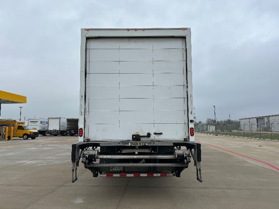 Medium Duty Box Truck-Light and Medium Duty Trucks-International-2020-MV607-Katy-TX-246,430\n\t\tmiles-$ 34,250 - Image 7