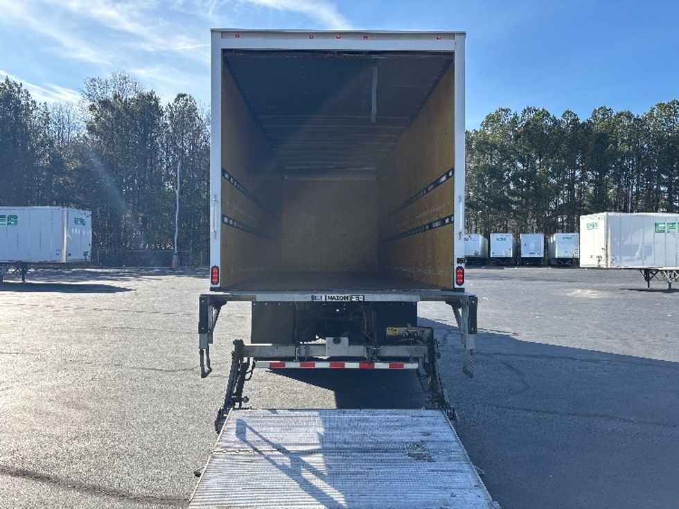 Medium Duty Box Truck-Light and Medium Duty Trucks-International-2020-MV607-Kennesaw-GA-24,318\n\t\tmiles-$ 69,500 - Image 9
