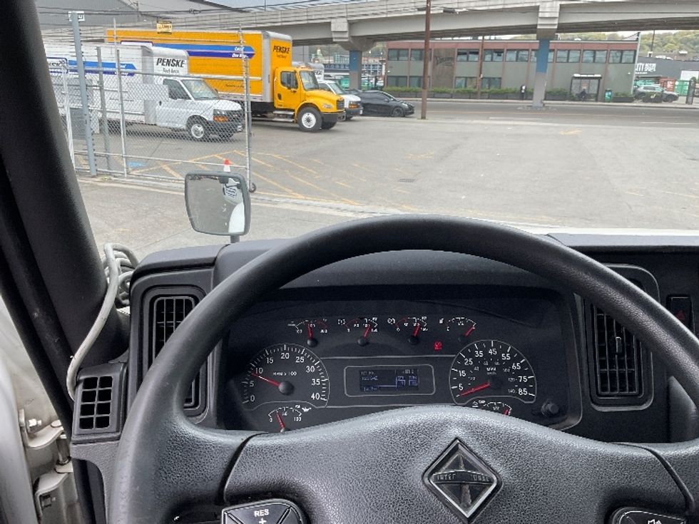 Medium Duty Box Truck-Light and Medium Duty Trucks-International-2020-MV607-Kent-WA-114,291\n\t\tmiles-$ 49,000 - Image 18