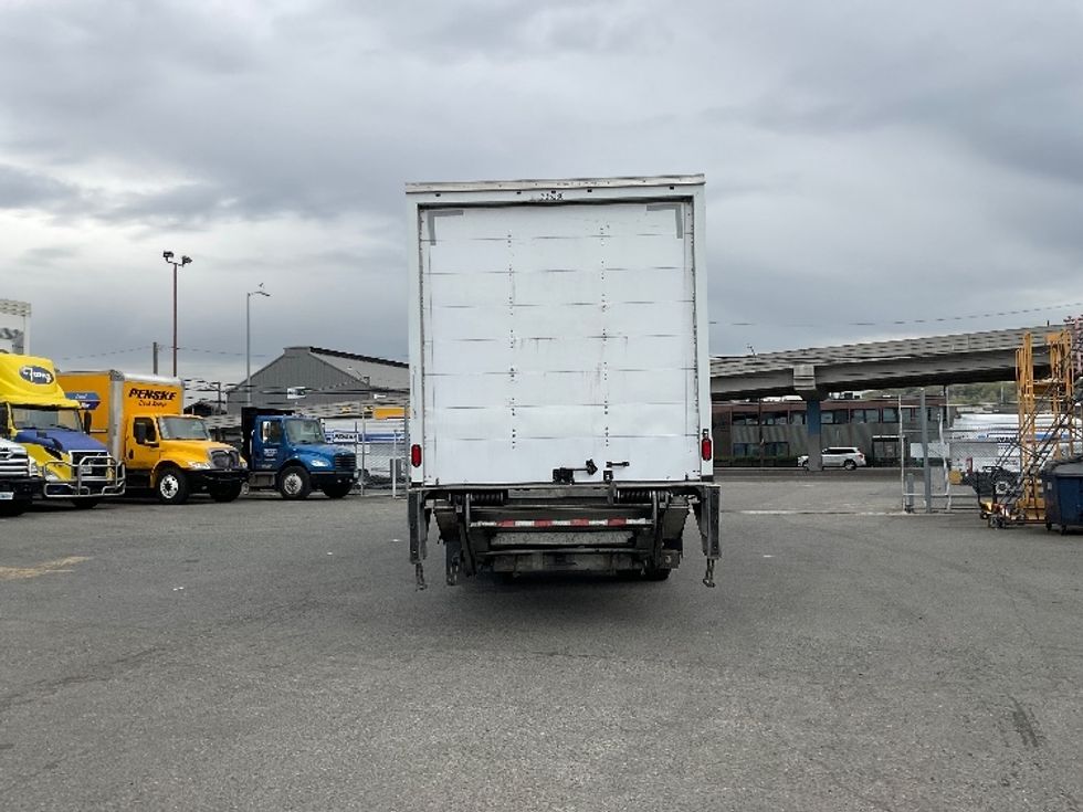 Medium Duty Box Truck-Light and Medium Duty Trucks-International-2020-MV607-Kent-WA-114,291\n\t\tmiles-$ 49,000 - Image 7