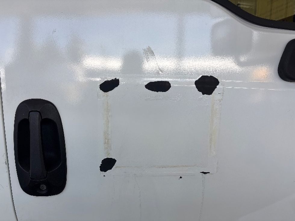 Medium Duty Box Truck-Light and Medium Duty Trucks-International-2020-MV607-Kent-WA-122,036\n\t\tmiles-$ 57,500 - Image 25