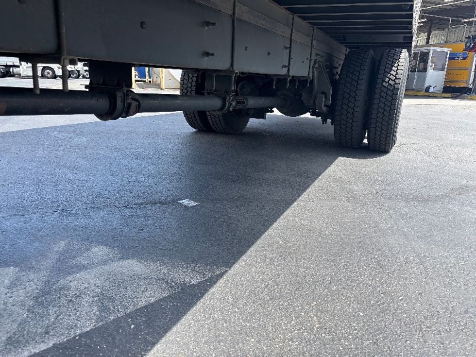 Medium Duty Box Truck-Light and Medium Duty Trucks-International-2020-MV607-Kent-WA-122,036\n\t\tmiles-$ 57,500 - Image 5
