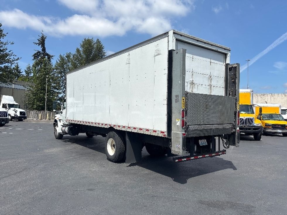 Medium Duty Box Truck-Light and Medium Duty Trucks-International-2020-MV607-Kent-WA-122,036\n\t\tmiles-$ 57,500 - Image 6
