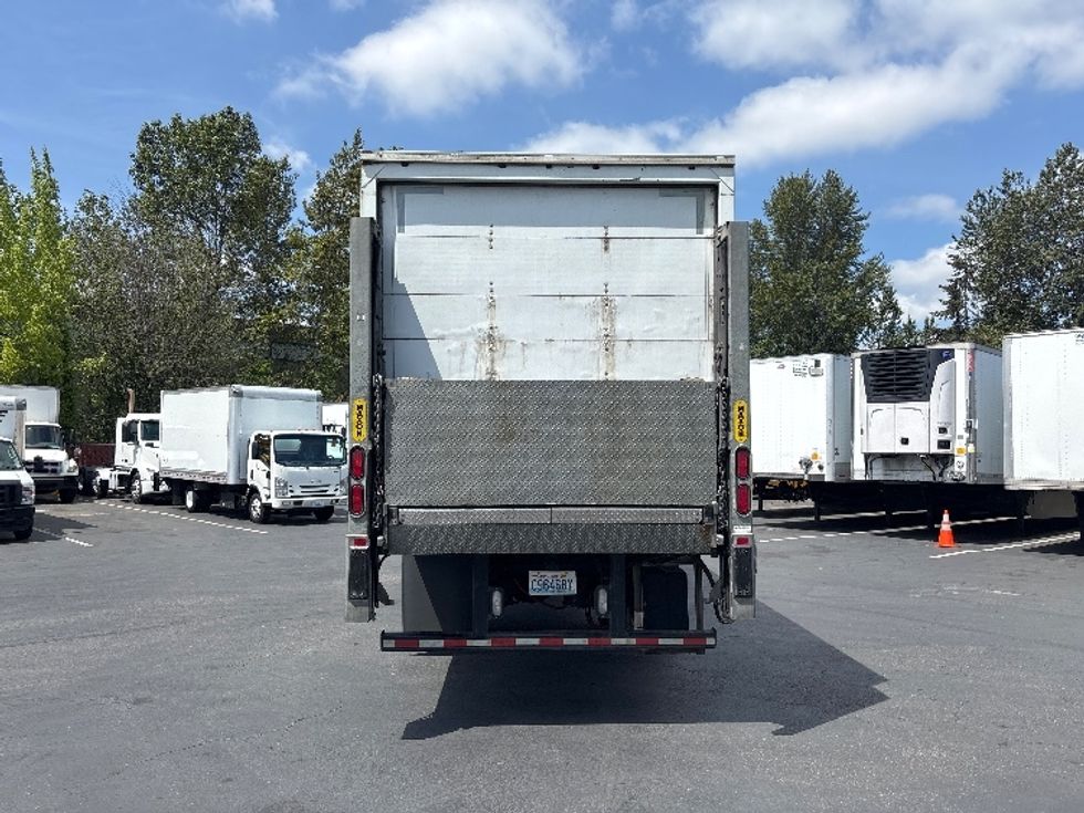 Medium Duty Box Truck-Light and Medium Duty Trucks-International-2020-MV607-Kent-WA-122,036\n\t\tmiles-$ 57,500 - Image 7
