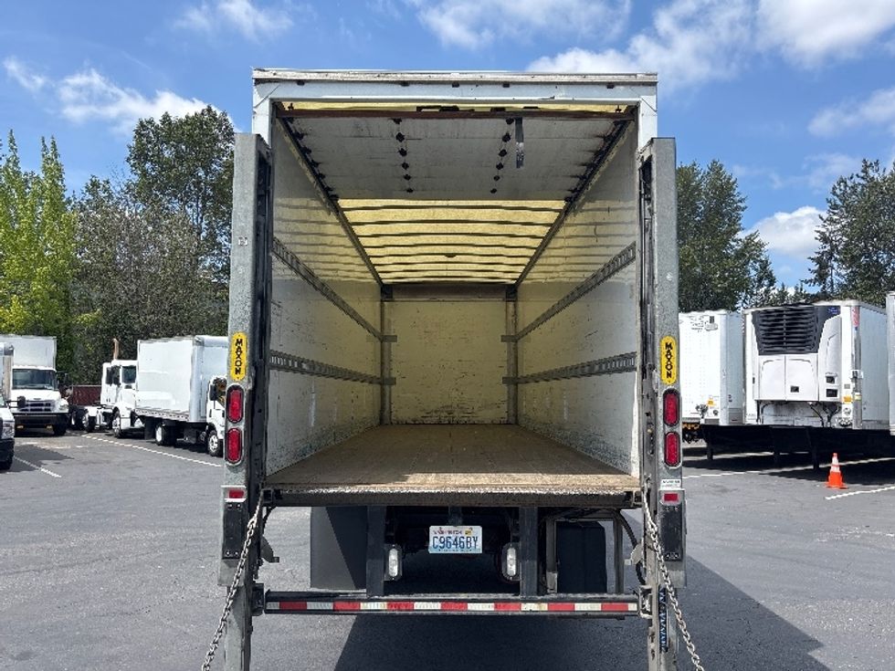 Medium Duty Box Truck-Light and Medium Duty Trucks-International-2020-MV607-Kent-WA-122,036\n\t\tmiles-$ 57,500 - Image 8