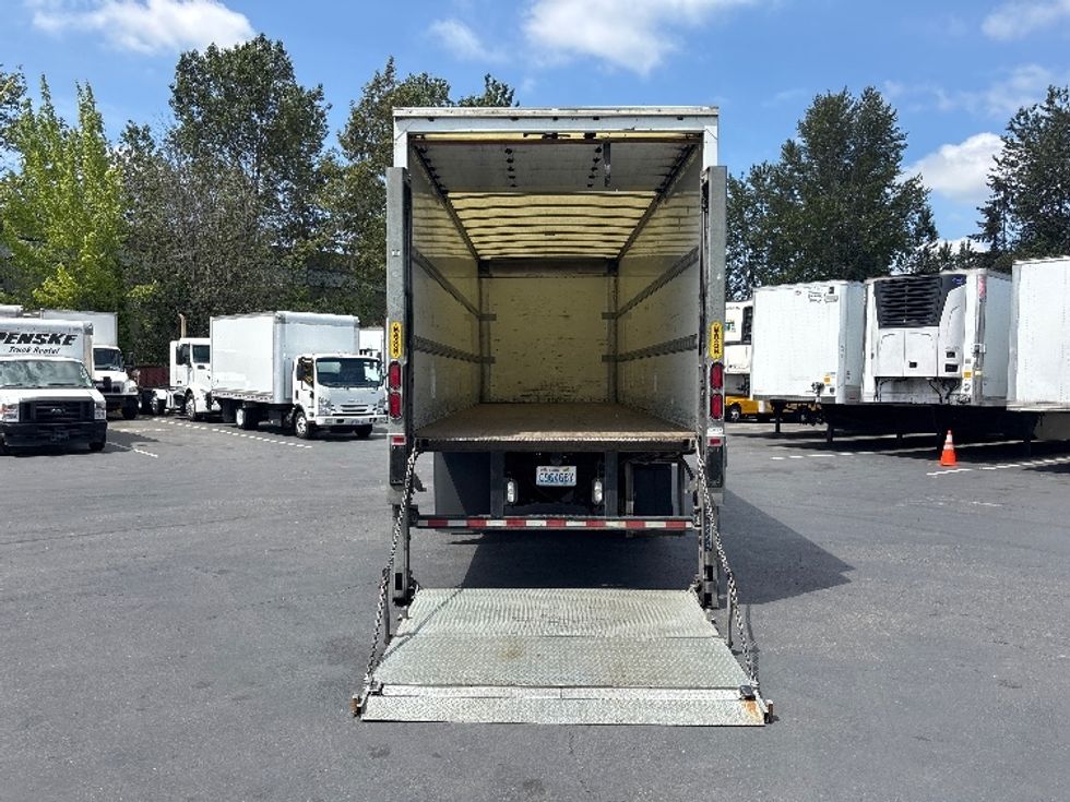 Medium Duty Box Truck-Light and Medium Duty Trucks-International-2020-MV607-Kent-WA-122,036\n\t\tmiles-$ 57,500 - Image 9