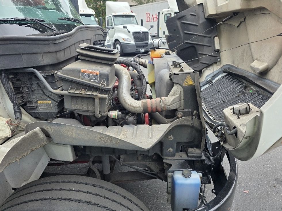 Medium Duty Box Truck-Light and Medium Duty Trucks-International-2020-MV607-Kent-WA-123,015\n\t\tmiles-$ 46,750 - Image 23