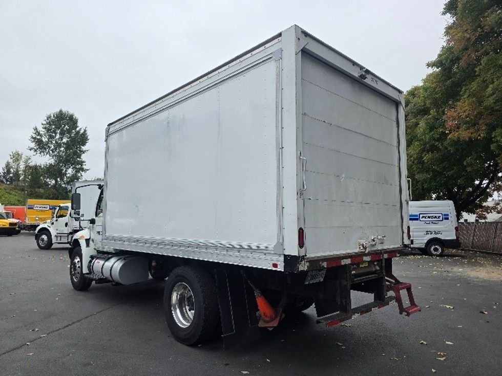 Medium Duty Box Truck-Light and Medium Duty Trucks-International-2020-MV607-Kent-WA-123,015\n\t\tmiles-$ 46,750 - Image 6
