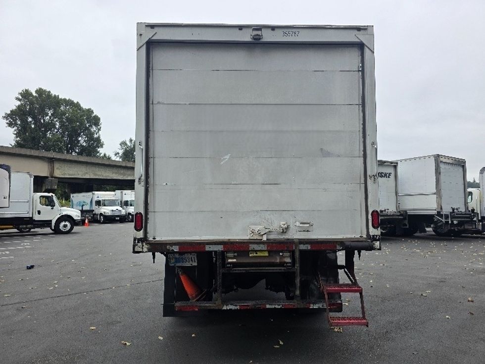 Medium Duty Box Truck-Light and Medium Duty Trucks-International-2020-MV607-Kent-WA-123,015\n\t\tmiles-$ 46,750 - Image 7