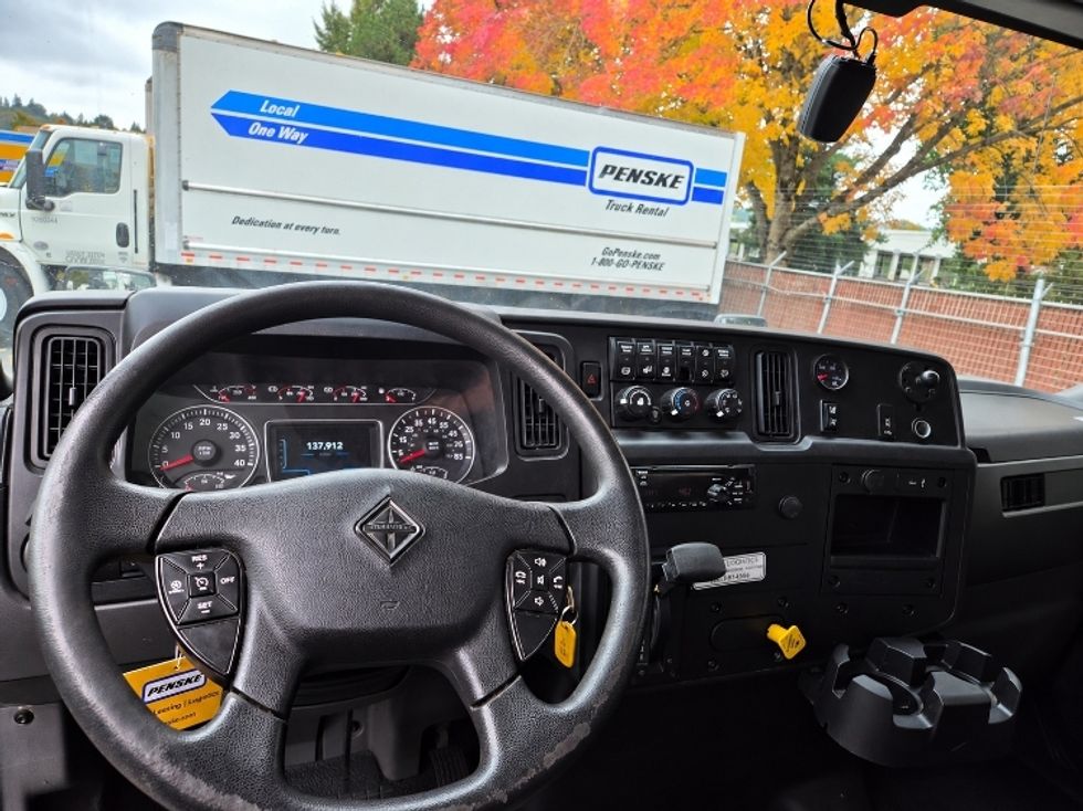 Medium Duty Box Truck-Light and Medium Duty Trucks-International-2020-MV607-Kent-WA-141,281\n\t\tmiles-$ 45,000 - Image 18