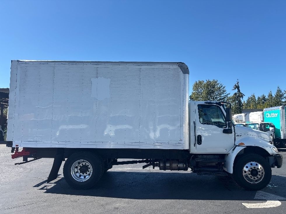 Medium Duty Box Truck-Light and Medium Duty Trucks-International-2020-MV607-Kent-WA-143,269\n\t\tmiles-$ 46,500 - Image 15