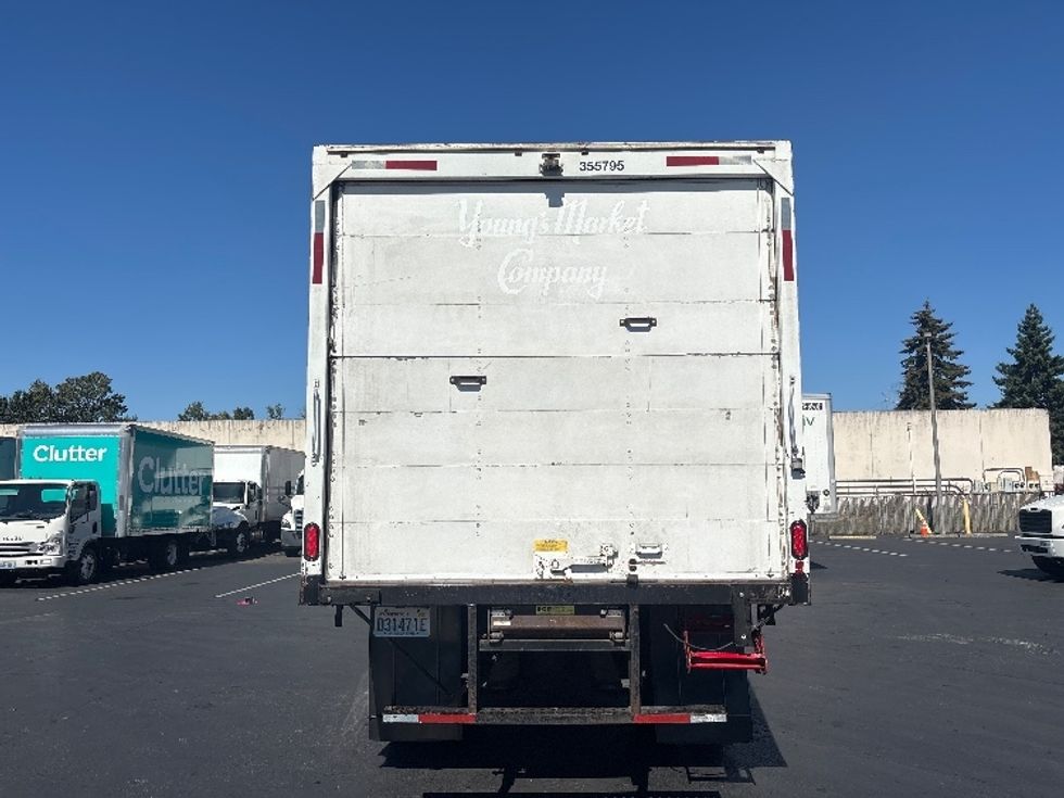 Medium Duty Box Truck-Light and Medium Duty Trucks-International-2020-MV607-Kent-WA-143,269\n\t\tmiles-$ 46,500 - Image 7