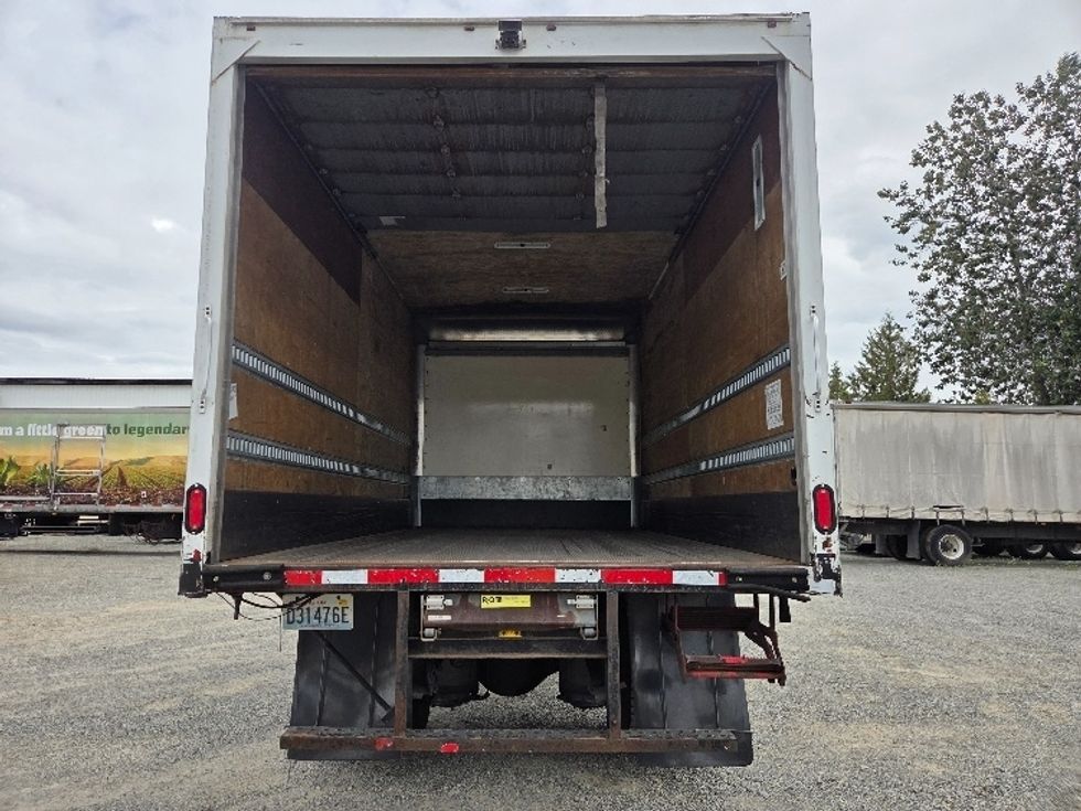 Medium Duty Box Truck-Light and Medium Duty Trucks-International-2020-MV607-Kent-WA-145,762\n\t\tmiles-$ 44,500 - Image 9