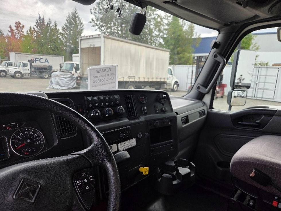Medium Duty Box Truck-Light and Medium Duty Trucks-International-2020-MV607-Kent-WA-146,773\n\t\tmiles-$ 44,250 - Image 17