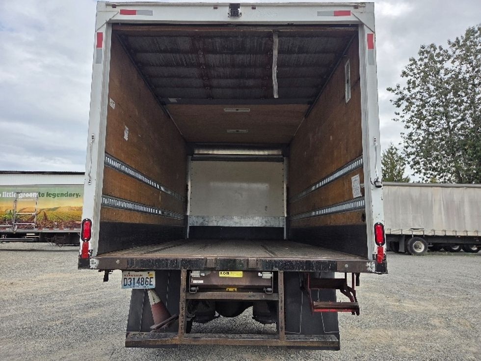 Medium Duty Box Truck-Light and Medium Duty Trucks-International-2020-MV607-Kent-WA-146,773\n\t\tmiles-$ 44,250 - Image 8