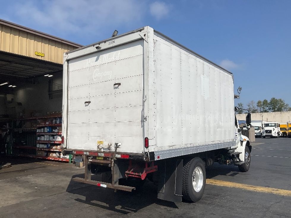 Medium Duty Box Truck-Light and Medium Duty Trucks-International-2020-MV607-Kent-WA-147,683\n\t\tmiles-$ 46,500 - Image 13