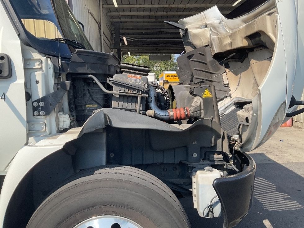 Medium Duty Box Truck-Light and Medium Duty Trucks-International-2020-MV607-Kent-WA-147,683\n\t\tmiles-$ 46,500 - Image 23