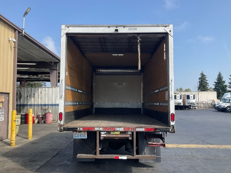 Medium Duty Box Truck-Light and Medium Duty Trucks-International-2020-MV607-Kent-WA-147,683\n\t\tmiles-$ 46,500 - Image 8