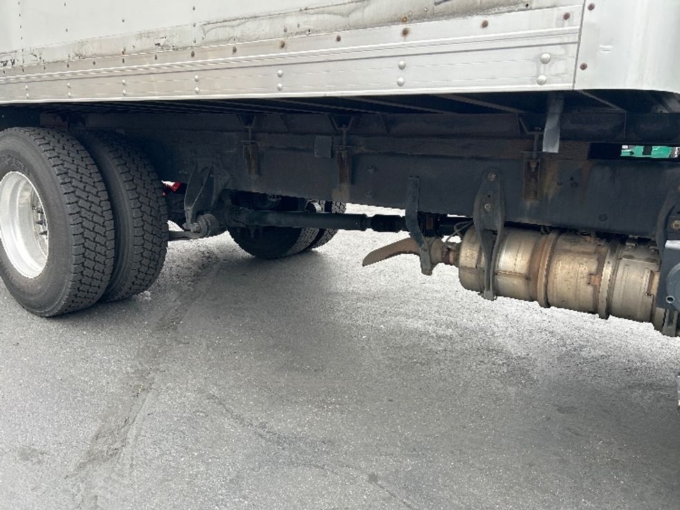 Medium Duty Box Truck-Light and Medium Duty Trucks-International-2020-MV607-Kent-WA-151,919\n\t\tmiles-$ 40,500 - Image 14