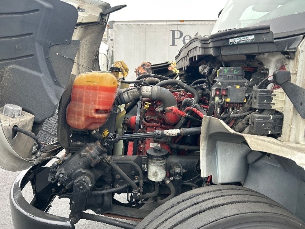 Medium Duty Box Truck-Light and Medium Duty Trucks-International-2020-MV607-Kent-WA-151,919\n\t\tmiles-$ 40,500 - Image 24