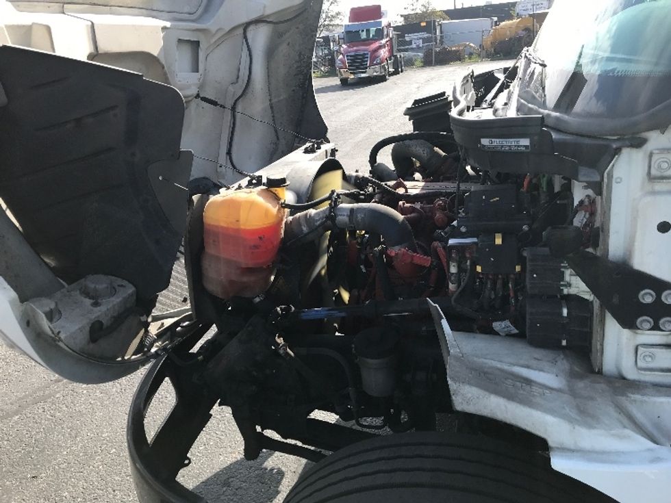 Medium Duty Box Truck-Light and Medium Duty Trucks-International-2020-MV607-Kent-WA-164,193\n\t\tmiles-$ 45,750 - Image 24