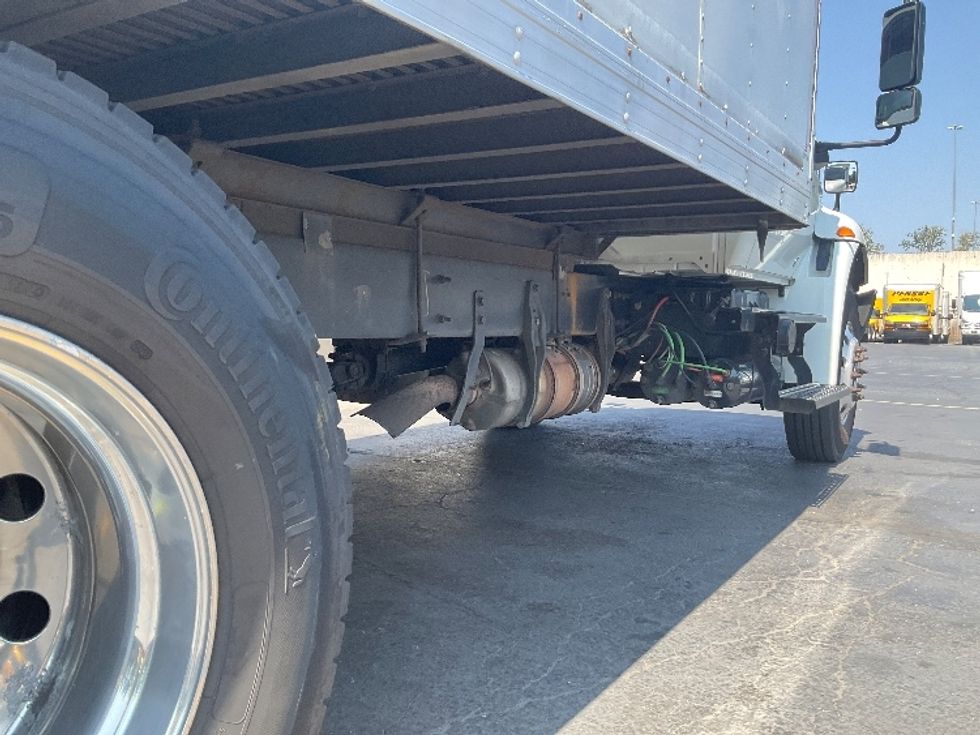 Medium Duty Box Truck-Light and Medium Duty Trucks-International-2020-MV607-Kent-WA-179,237\n\t\tmiles-$ 39,750 - Image 14