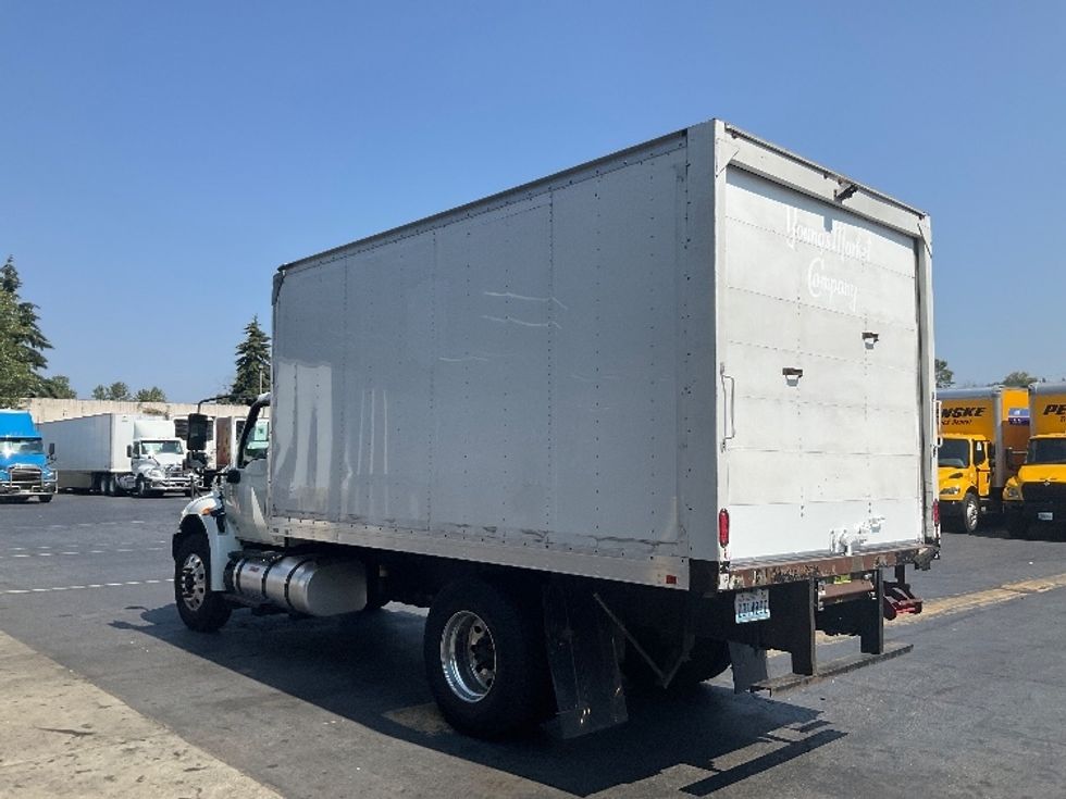 Medium Duty Box Truck-Light and Medium Duty Trucks-International-2020-MV607-Kent-WA-179,237\n\t\tmiles-$ 39,750 - Image 6