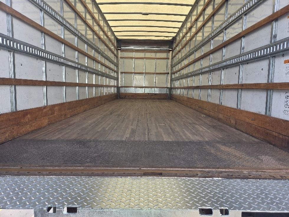 Medium Duty Box Truck-Light and Medium Duty Trucks-International-2020-MV607-Kent-WA-210,154\n\t\tmiles-$ 45,750 - Image 10
