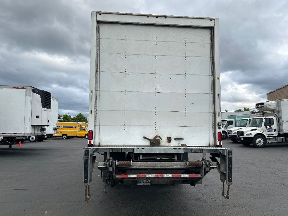 Medium Duty Box Truck-Light and Medium Duty Trucks-International-2020-MV607-Kent-WA-210,154\n\t\tmiles-$ 45,750 - Image 7