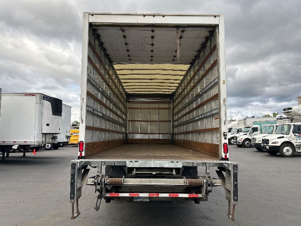 Medium Duty Box Truck-Light and Medium Duty Trucks-International-2020-MV607-Kent-WA-210,154\n\t\tmiles-$ 45,750 - Image 8