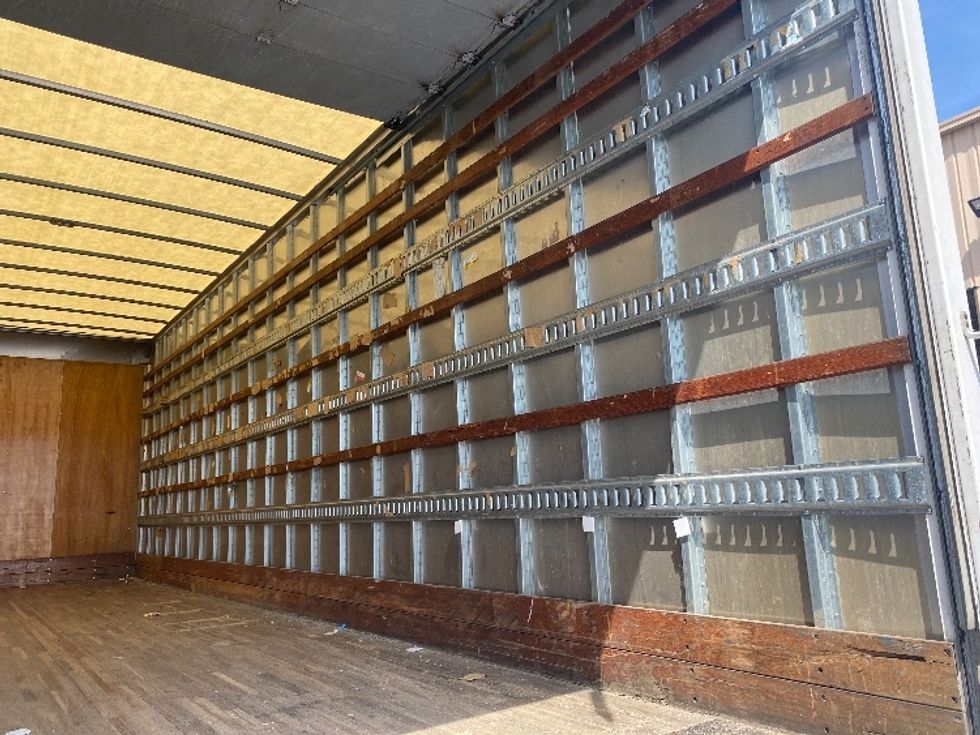 Medium Duty Box Truck-Light and Medium Duty Trucks-International-2020-MV607-Kent-WA-64,139\n\t\tmiles-$ 62,500 - Image 12