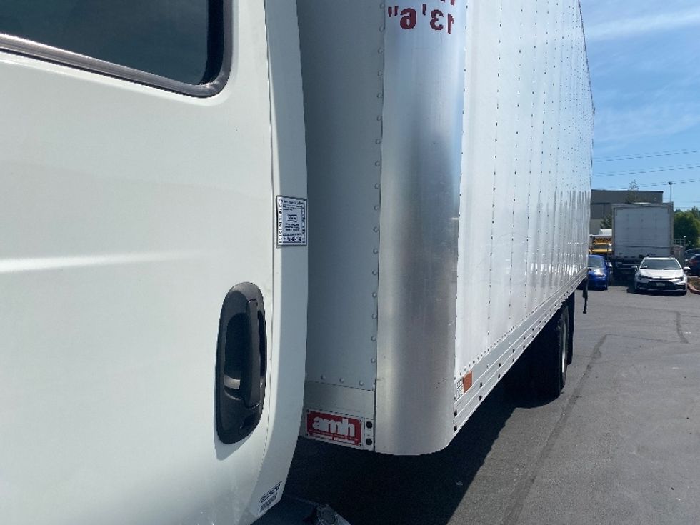 Medium Duty Box Truck-Light and Medium Duty Trucks-International-2020-MV607-Kent-WA-64,139\n\t\tmiles-$ 62,500 - Image 25
