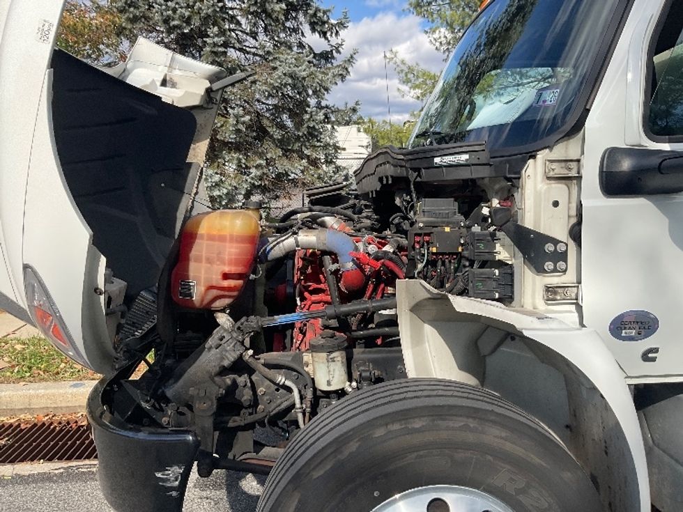 Medium Duty Box Truck-Light and Medium Duty Trucks-International-2020-MV607-King Of Prussia-PA-119,979\n\t\tmiles-$ 56,500 - Image 24