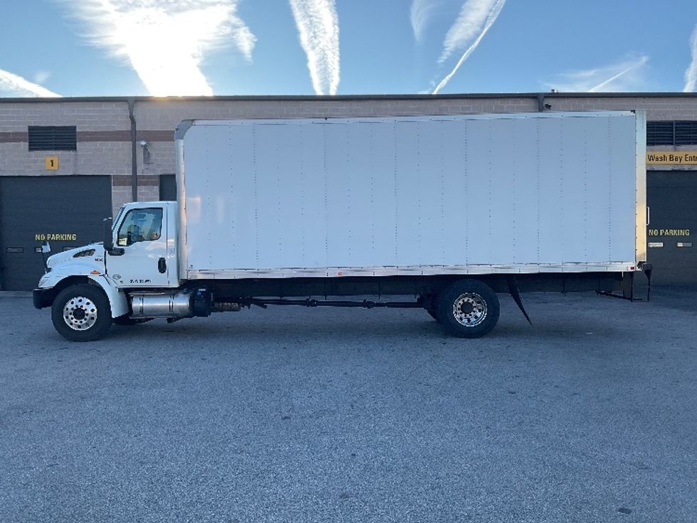 Medium Duty Box Truck-Light and Medium Duty Trucks-International-2020-MV607-King Of Prussia-PA-137,949\n\t\tmiles-$ 48,750 - Image 4