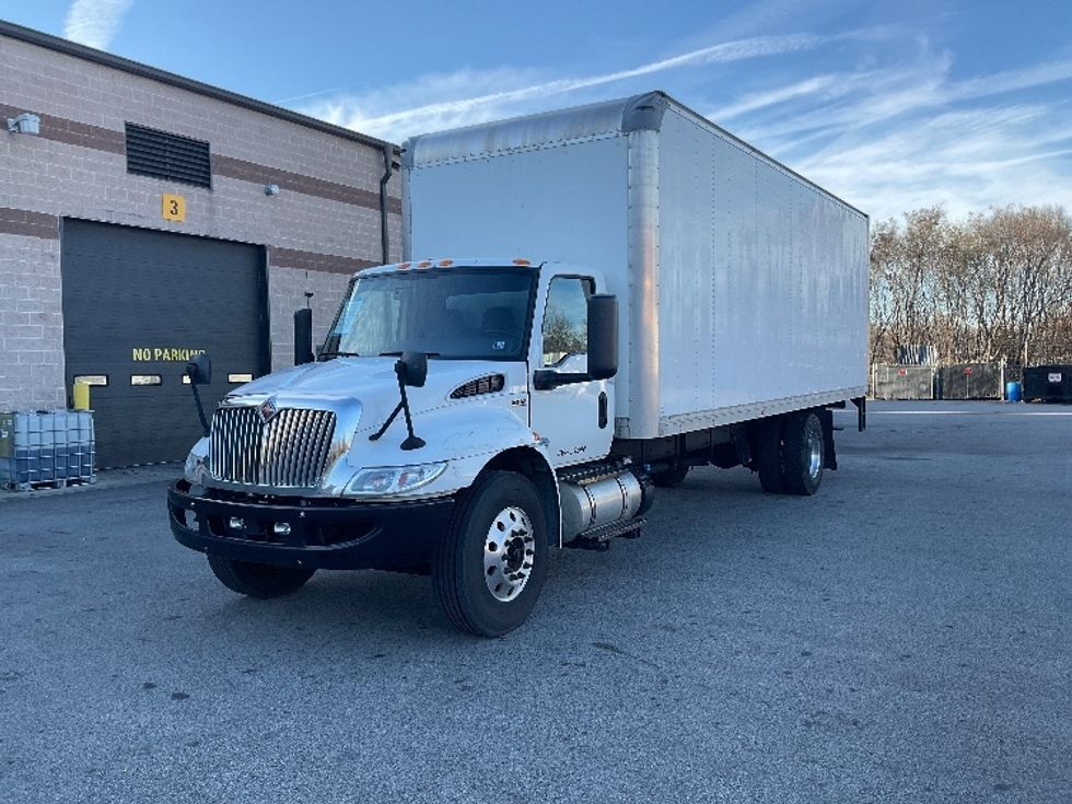 Medium Duty Box Truck-Light and Medium Duty Trucks-International-2020-MV607-King Of Prussia-PA-137,949\n\t\tmiles-$ 48,750 - Image 3