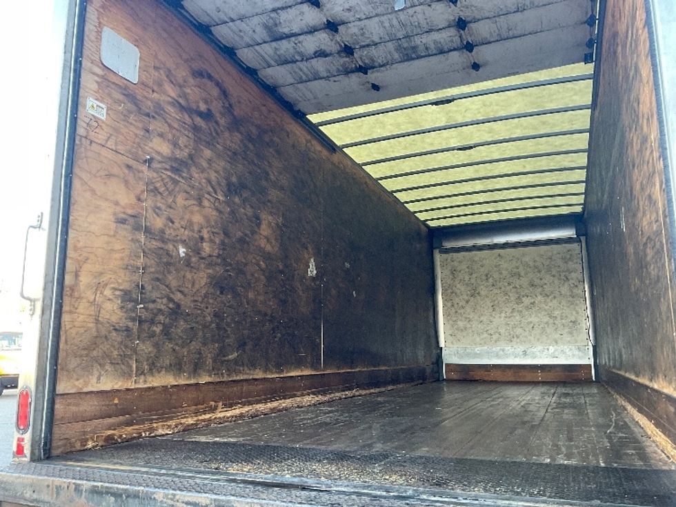 Medium Duty Box Truck-Light and Medium Duty Trucks-International-2020-MV607-King Of Prussia-PA-137,949\n\t\tmiles-$ 48,750 - Image 11