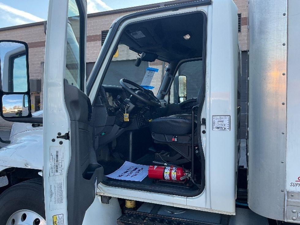 Medium Duty Box Truck-Light and Medium Duty Trucks-International-2020-MV607-King Of Prussia-PA-137,949\n\t\tmiles-$ 48,750 - Image 16