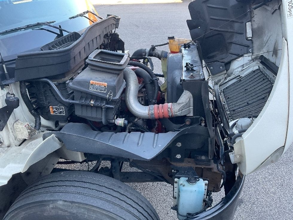 Medium Duty Box Truck-Light and Medium Duty Trucks-International-2020-MV607-King Of Prussia-PA-137,949\n\t\tmiles-$ 48,750 - Image 23