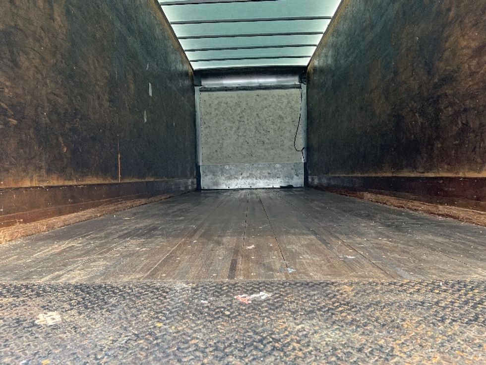 Medium Duty Box Truck-Light and Medium Duty Trucks-International-2020-MV607-King Of Prussia-PA-139,023\n\t\tmiles-$ 46,750 - Image 9