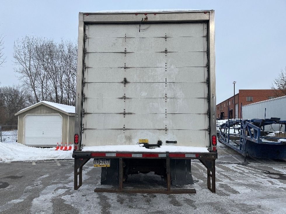Medium Duty Box Truck-Light and Medium Duty Trucks-International-2020-MV607-King Of Prussia-PA-139,023\n\t\tmiles-$ 46,750 - Image 7