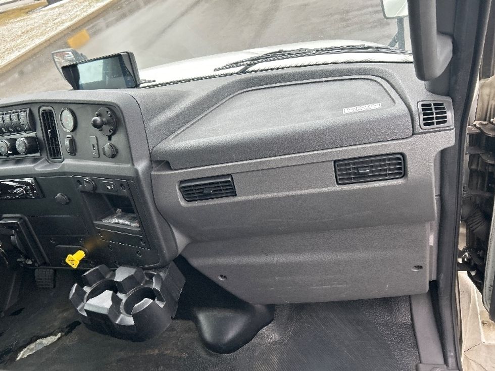 Medium Duty Box Truck-Light and Medium Duty Trucks-International-2020-MV607-King Of Prussia-PA-139,023\n\t\tmiles-$ 46,750 - Image 20